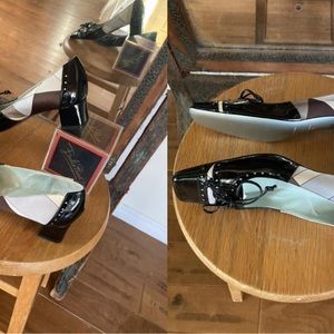 S O L D EMILIO PUCCI Vintage Patent Leather Print Shoes Pumps